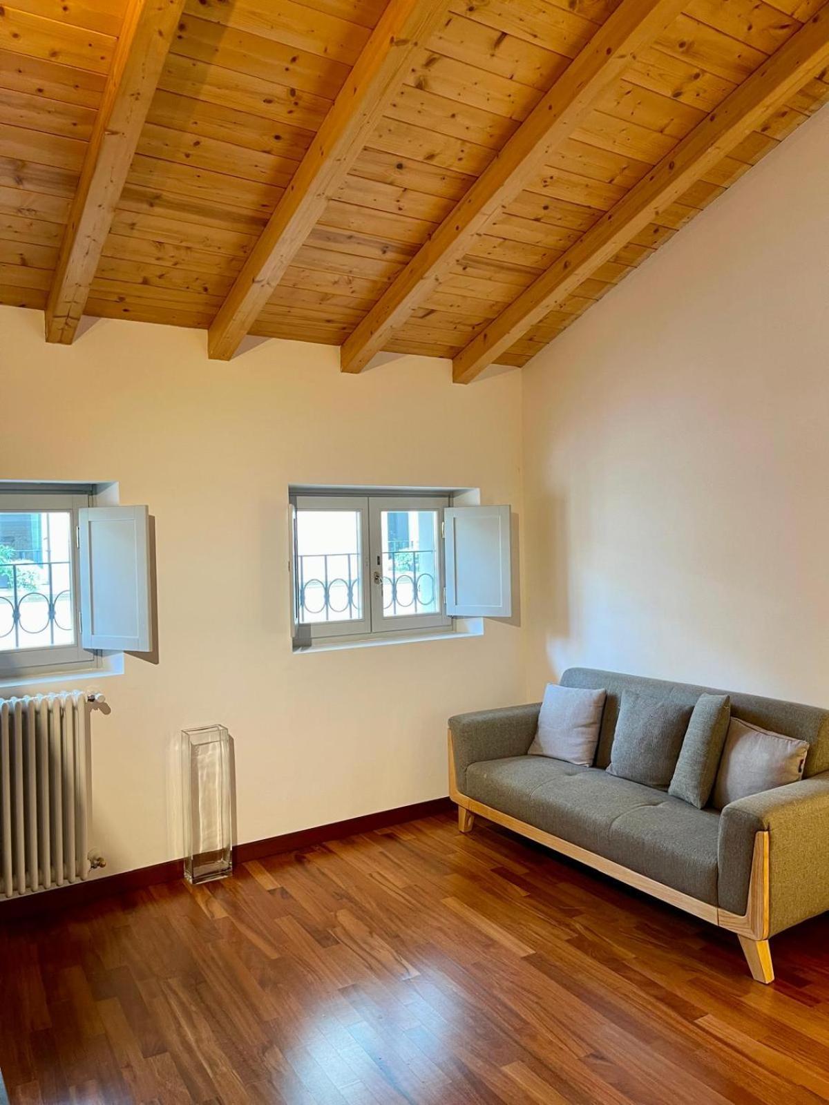 Calicantus Apartments Atena Como Zewnętrze zdjęcie