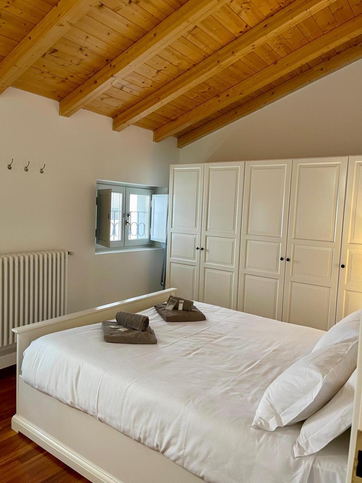 Calicantus Apartments Atena Como Zewnętrze zdjęcie