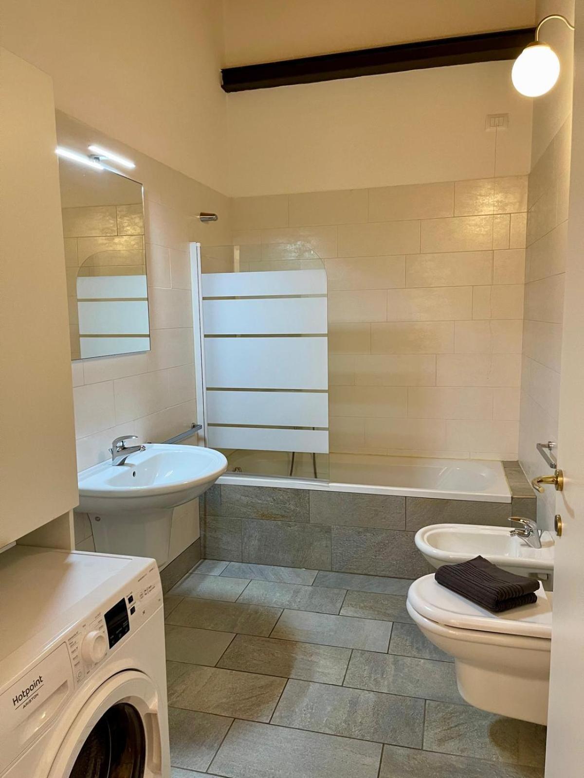Calicantus Apartments Atena Como Zewnętrze zdjęcie